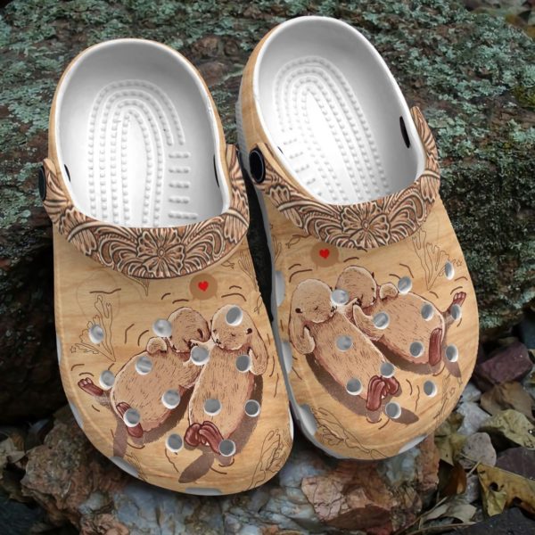 b54655835f85e3dfb4dc96aeb60cb723 600x600px Otter Couple Heart For Men And Women Clog Shoes