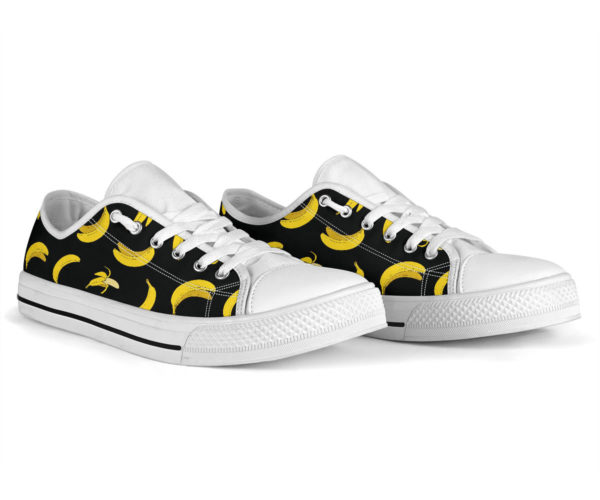front 2 8fc90dde cdd8 4f1b 81e9 e08b8abbf6bb 2000x 600x500px Banana Pattern Low Top Shoes