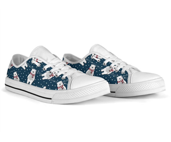 front 2 dd1ab81a 6d2b 4709 bc15 ebe3545ca2c2 2000x 600x500px Warm Bear Winter Pattern Low Top Shoes