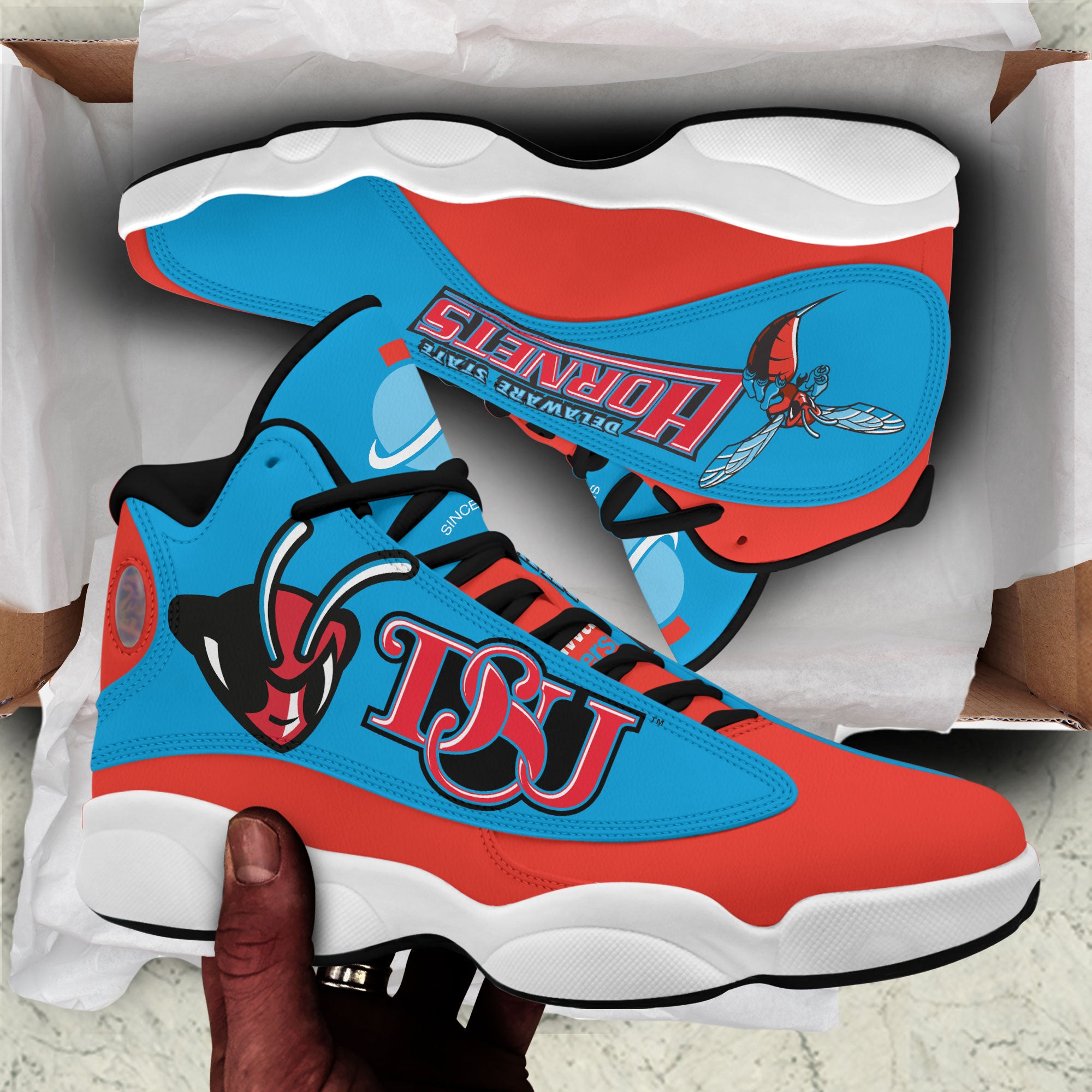 Jordan best sale hornets shoes