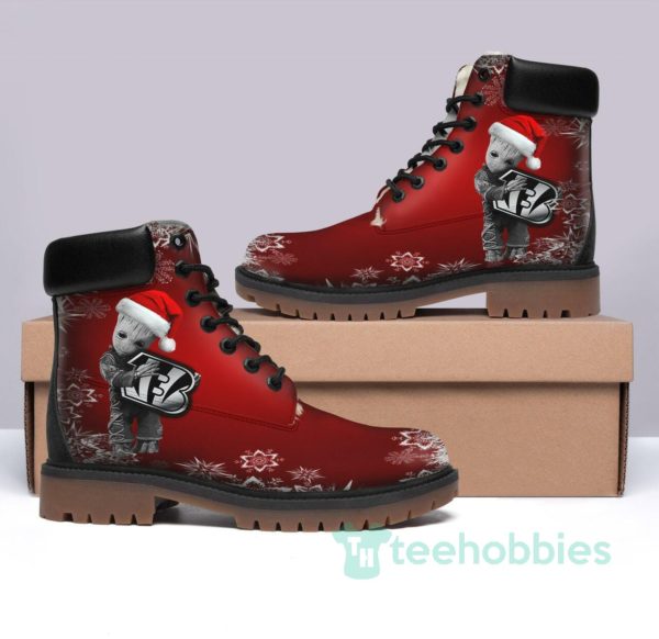 cincinnati bengals football groot hug christmas leather boots men women shoes 1 LPRu2 600x582px Cincinnati Bengals Football Groot Hug Christmas Leather Boots Men Women Shoes