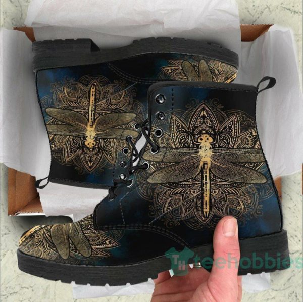 handcrafted gold dragonfly leather boots shoes 1 yaq6x 600x598px Handcrafted Gold Dragonfly Leather Boots Shoes