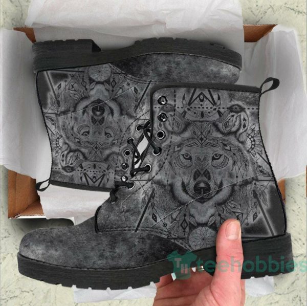 handcrafted grungy wolf leather boots shoes 1 t9sFR 600x598px Handcrafted Grungy Wolf Leather Boots Shoes