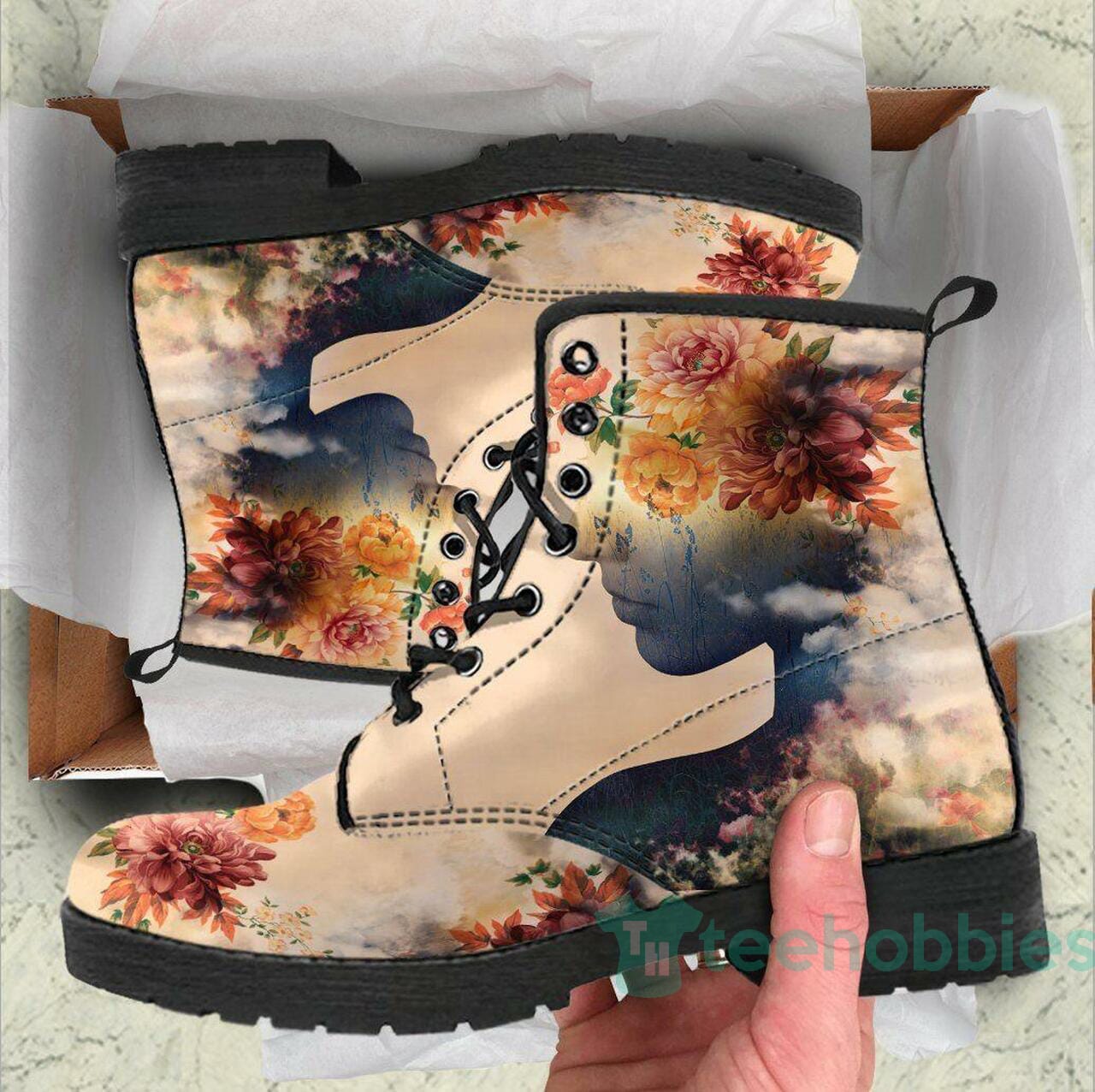 handcrafted-women-flowers-leather-boots-shoes-1-Pc1wb.jpg handcrafted women flowers leather boots shoes 1 Pc1wb 600x598px Handcrafted Women Flowers Leather Boots Shoes