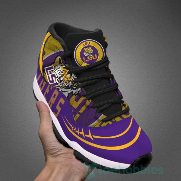 lsu tigers new air jordan 11 shoes trending 4 HJ9W4 600x600px LSU Tigers New Air Jordan 11 Shoes Trending