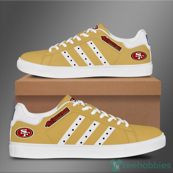 san francisco 49ers white striped yellow low top skate shoes 1 IjFoC 600x600px San Francisco 49Ers White Striped Yellow Low Top Skate Shoes