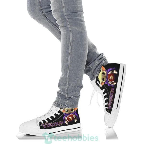vikings cute baby yoda high top shoes fan gift 5 PY53z 600x600px Vikings Cute Baby Yoda High Top Shoes Fan Gift