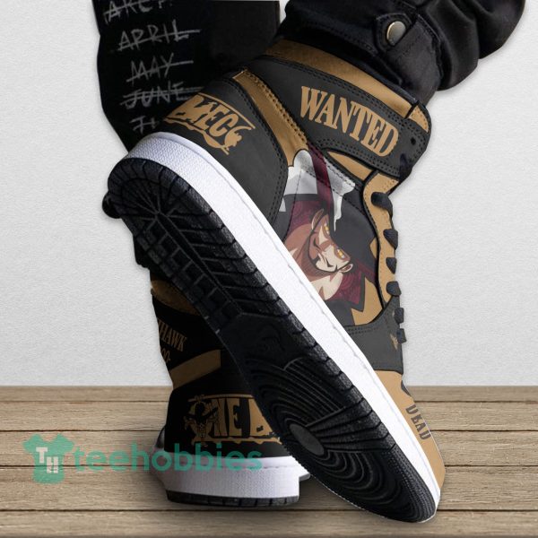 dracule mihawk wanted custom one piece anime air hightop shoes 4 Eio5s 600x600px Dracule Mihawk Wanted Custom One Piece Anime Air Hightop Shoes