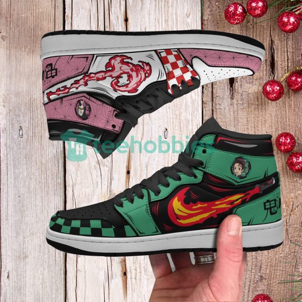 nezuko x tanjiro custom demon slayer air jordan hightop shoes 4 qiyBY 600x600px Nezuko x Tanjiro Custom Demon Slayer Air Jordan Hightop Shoes