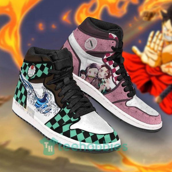 tanjiro x nezuko custom demon slayer air jordan hightop shoes 4 sWveR 600x600px Tanjiro x Nezuko Custom Demon Slayer Air Jordan Hightop Shoes