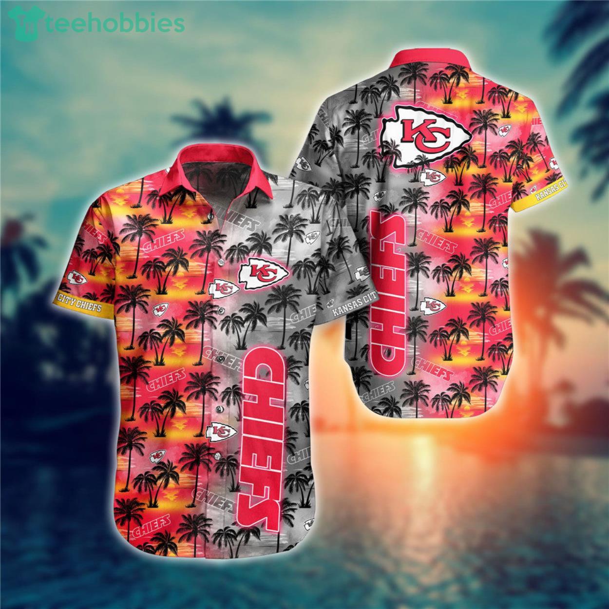 Kansas City Chiefs Lover Hawaiian Shirt Product Photo 1