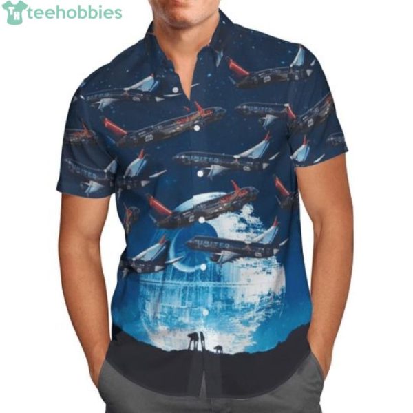 United Airlines Star Wars Boeing 737-824 Hawaiian Shirtproduct photo 1