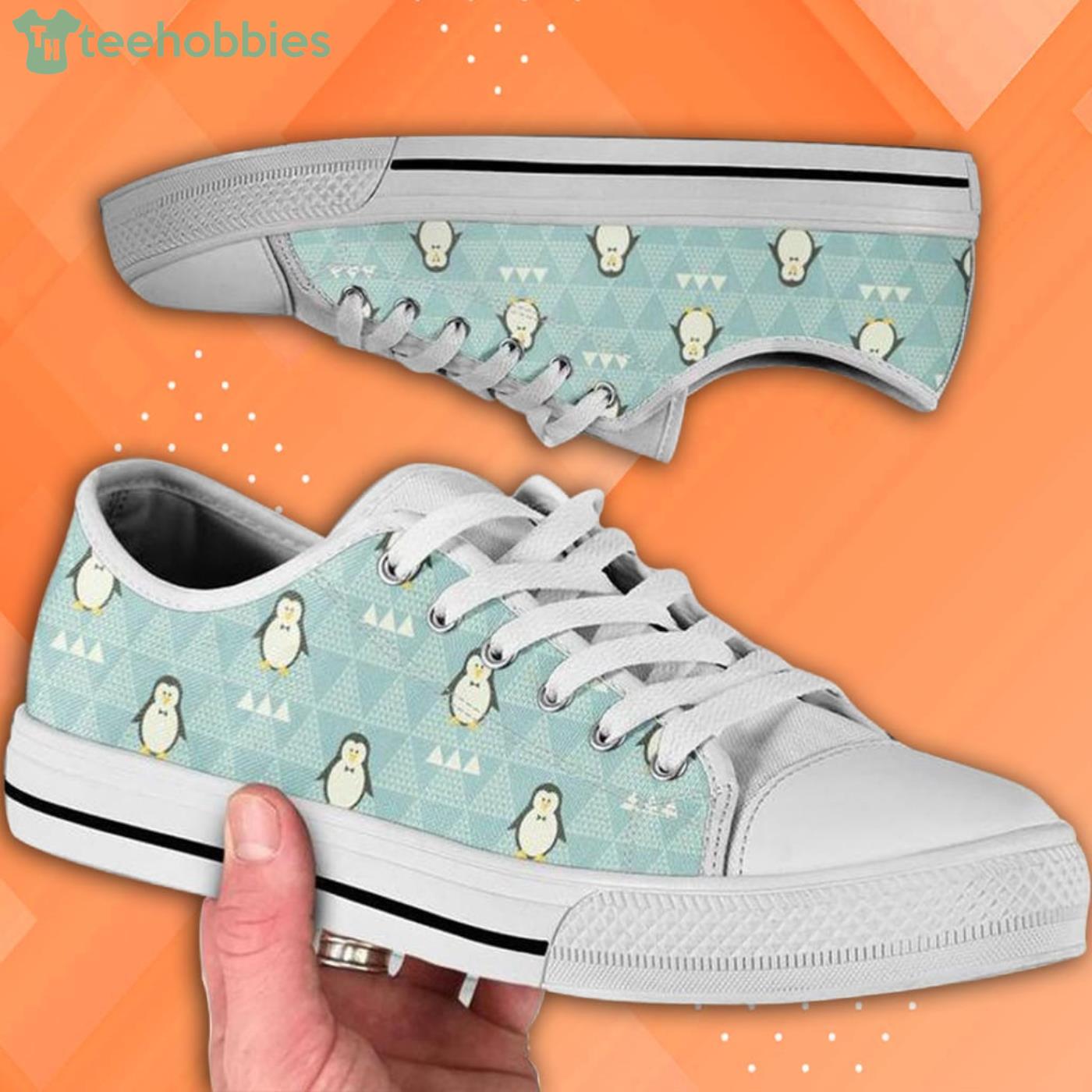 Ice Penguin Pattern Low Top Shoes Product Photo 1
