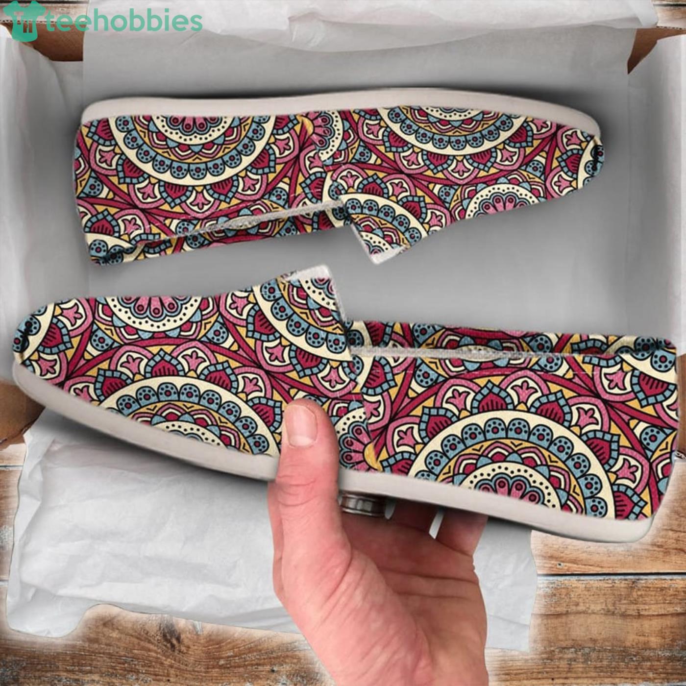 Mandala Pattern Lovely Pattern Slip On Shoes Product Photo 1