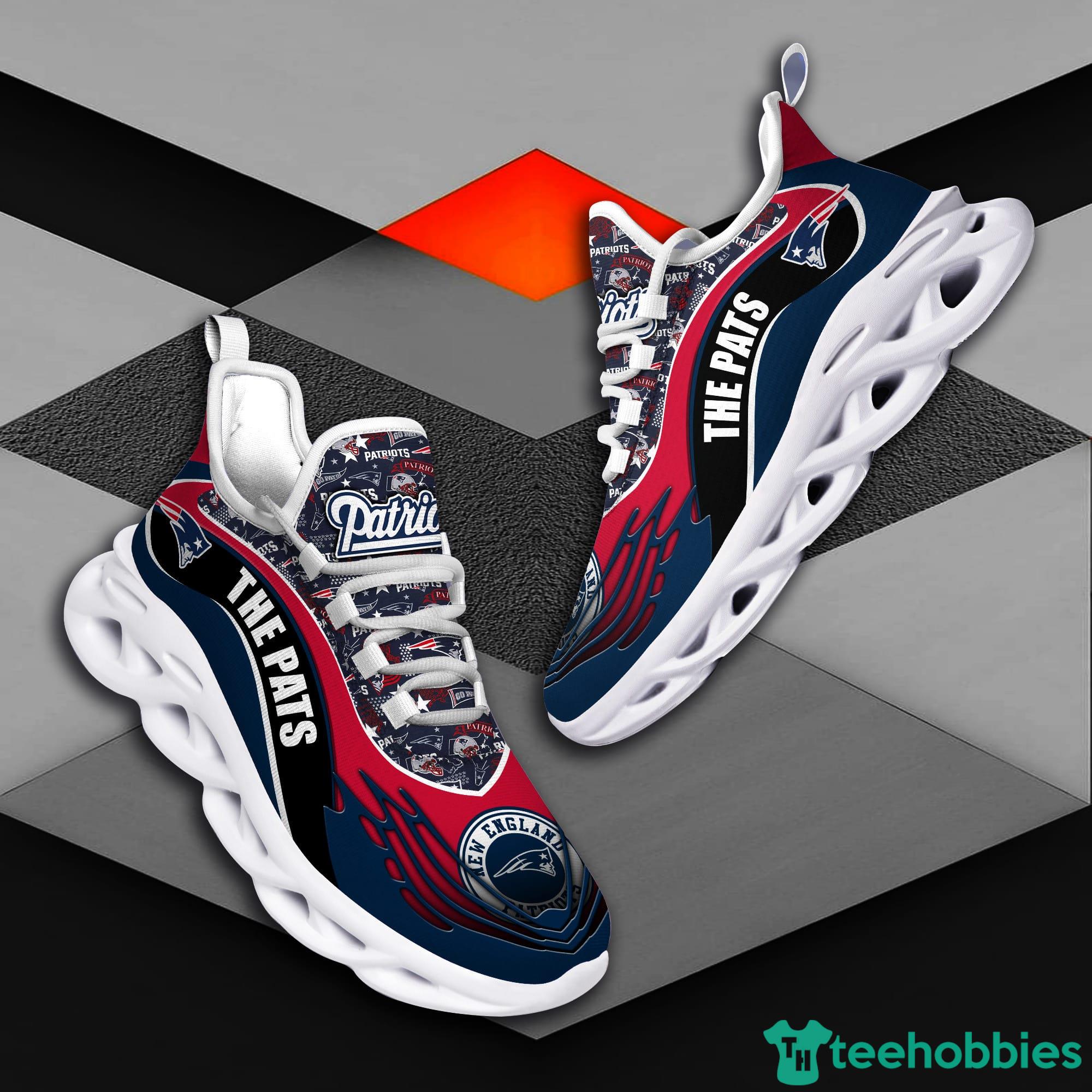 New England Patriots NFL Max Soul Sneakers Sport Shoes Product Photo 4