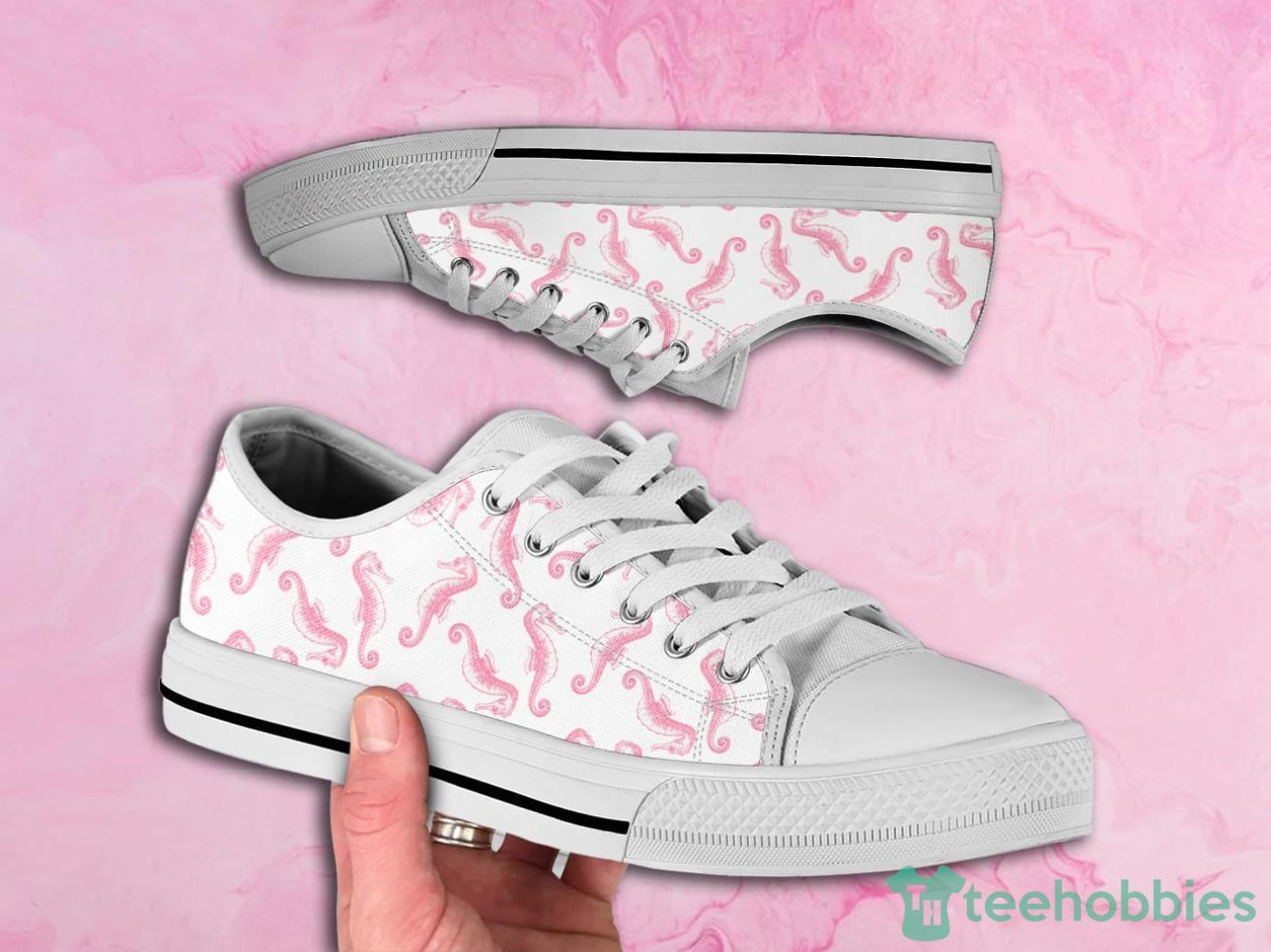 Pink Seahorse Cute Pattern Low Top Canvas Shoes Product Photo 1