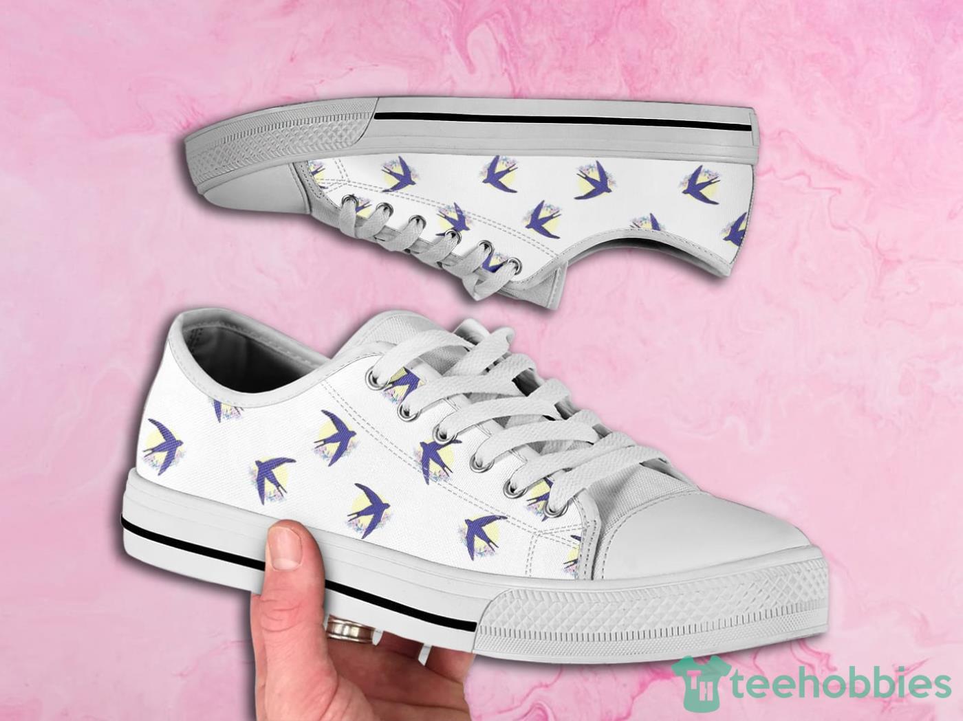 Swallow Print Designer Cute Pattern Low Top Canvas Shoes Product Photo 1