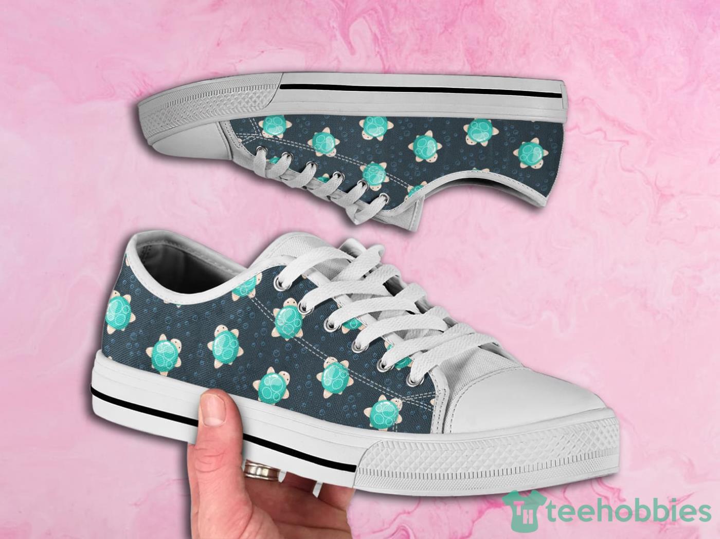 Turtle Pattern Cute Pattern Low Top Canvas Shoes Product Photo 1