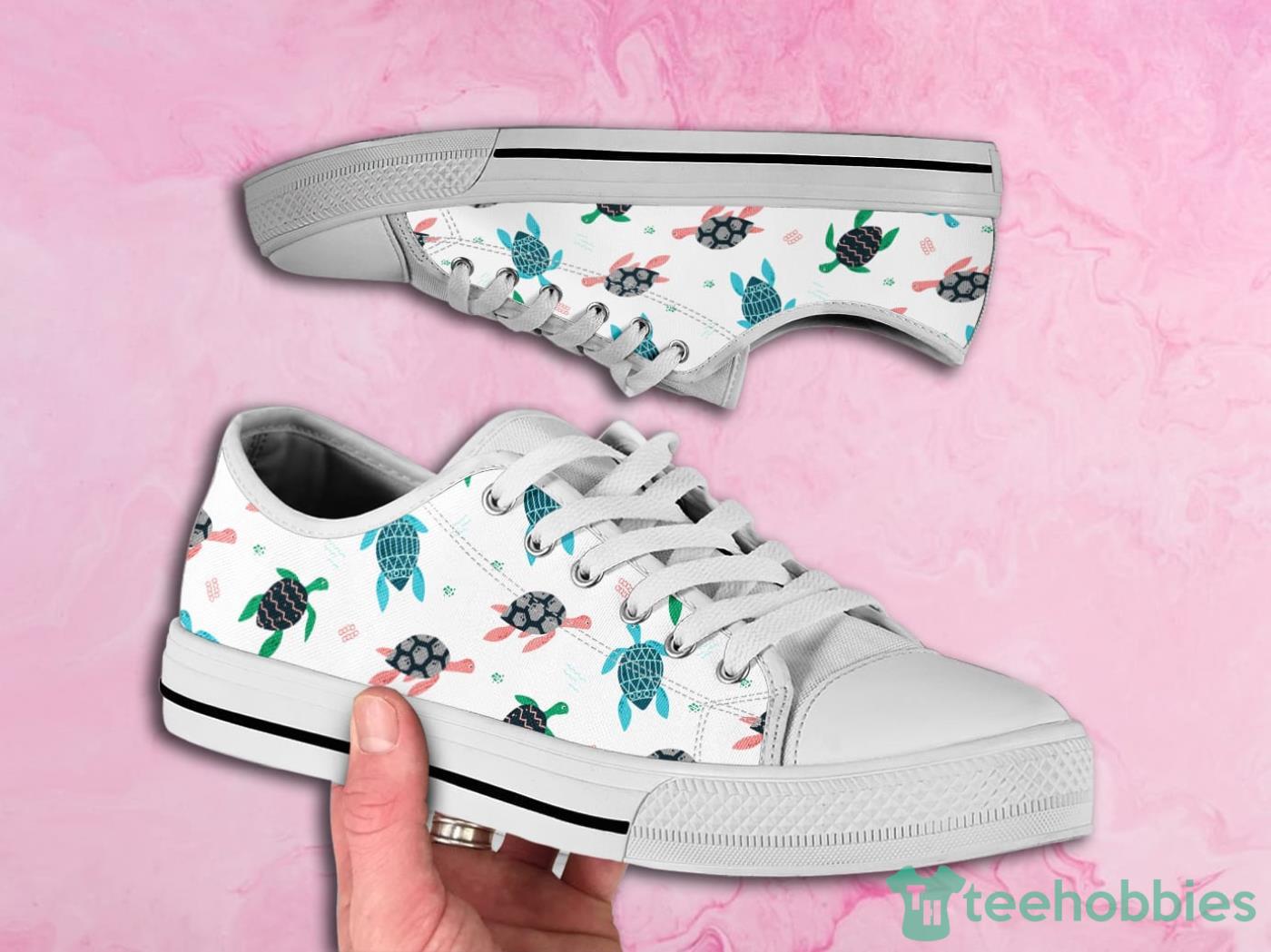 Turtle Printed Cute Pattern Low Top Canvas Shoes Product Photo 1