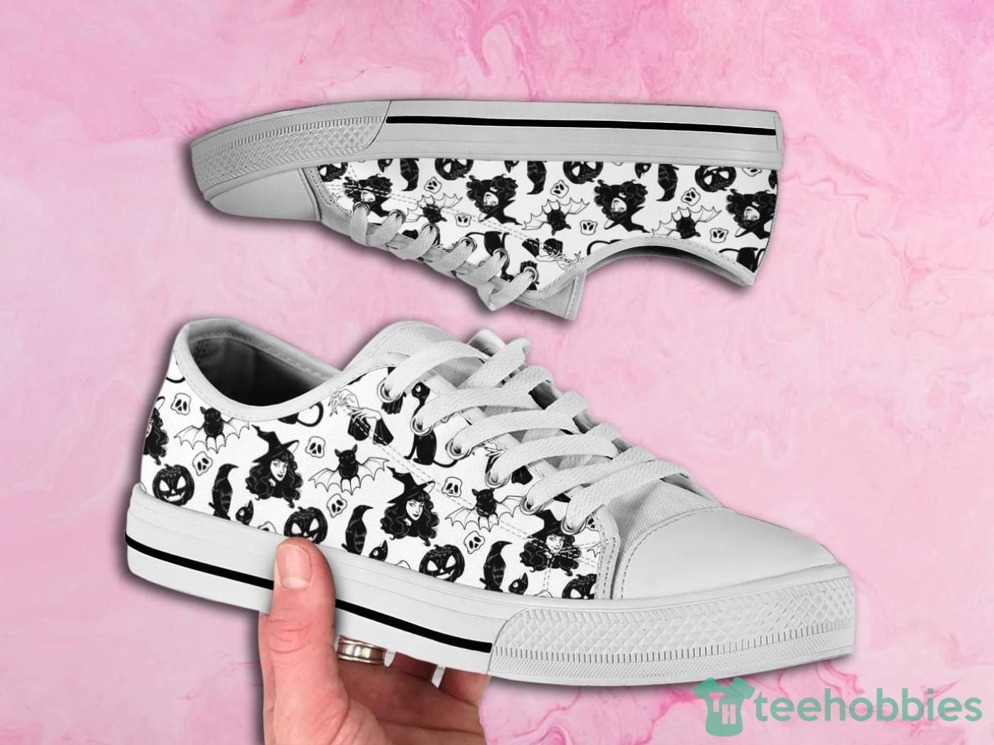 Witch Print Cute Pattern Low Top Canvas Shoes Product Photo 1