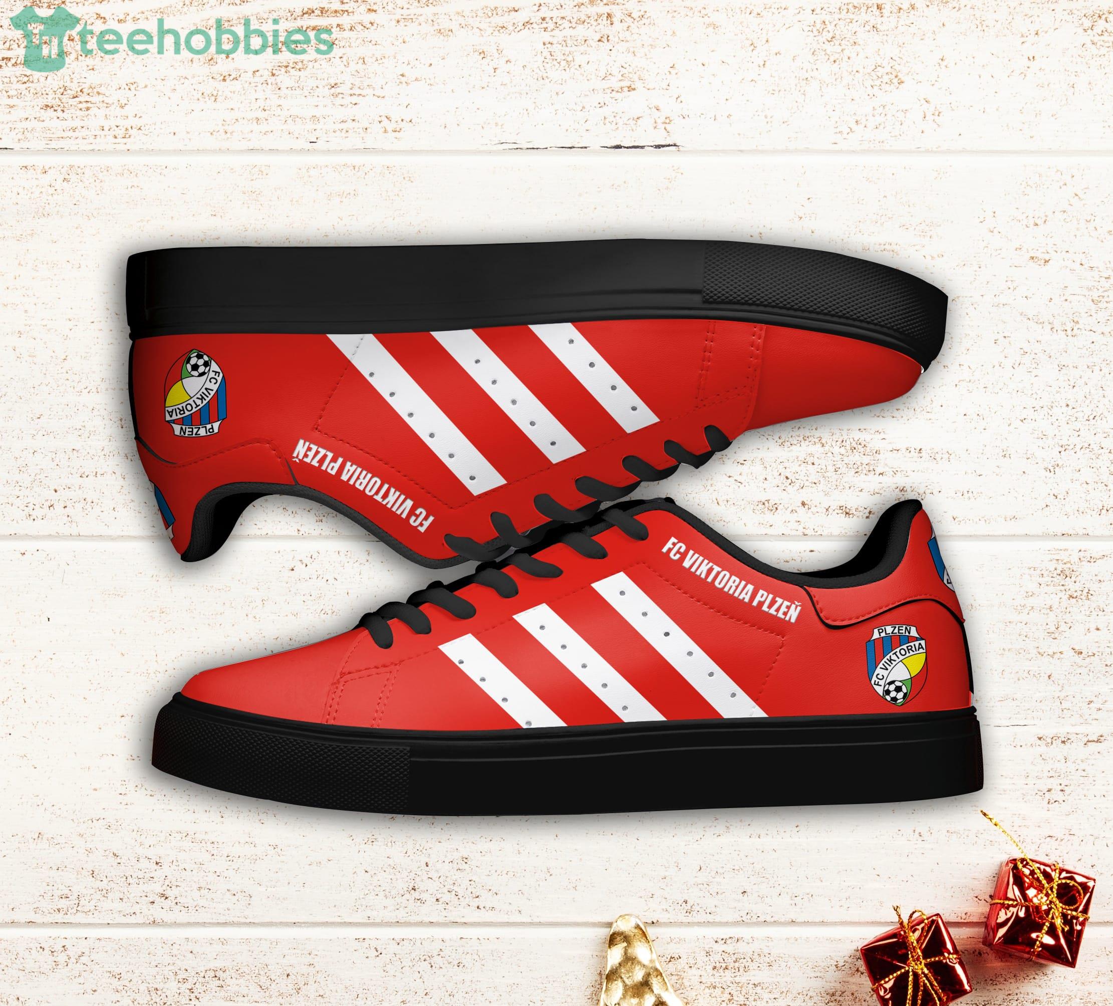 Fc Viktoria Plzen Red Stan Smith Low Top Skate Shoes image Fc Viktoria Plzen Red Stan Smith Low Top Skate Shoes Product Photo 2