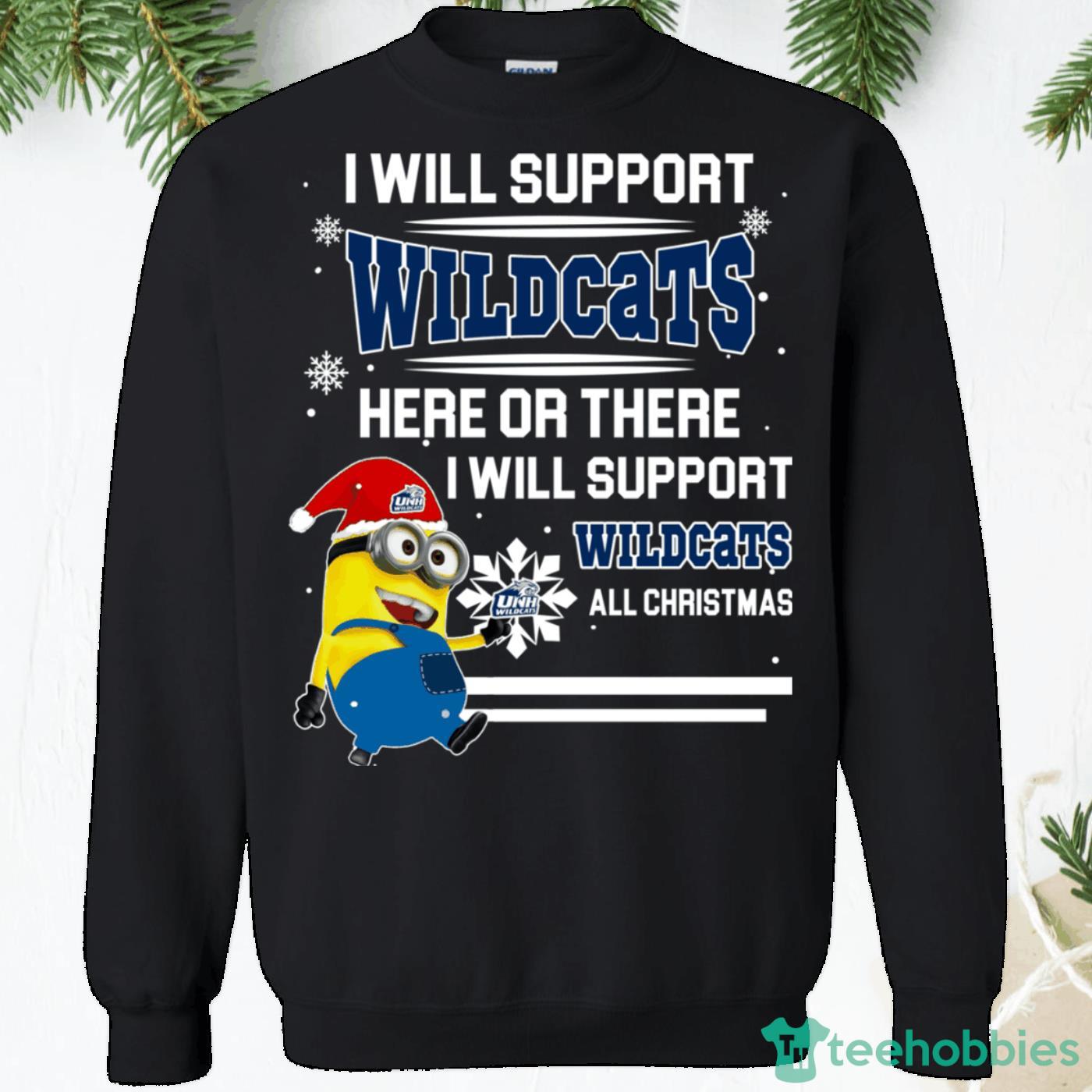 New Hampshire Wildcats Minion Christmas Sweatshirt Product Photo 1