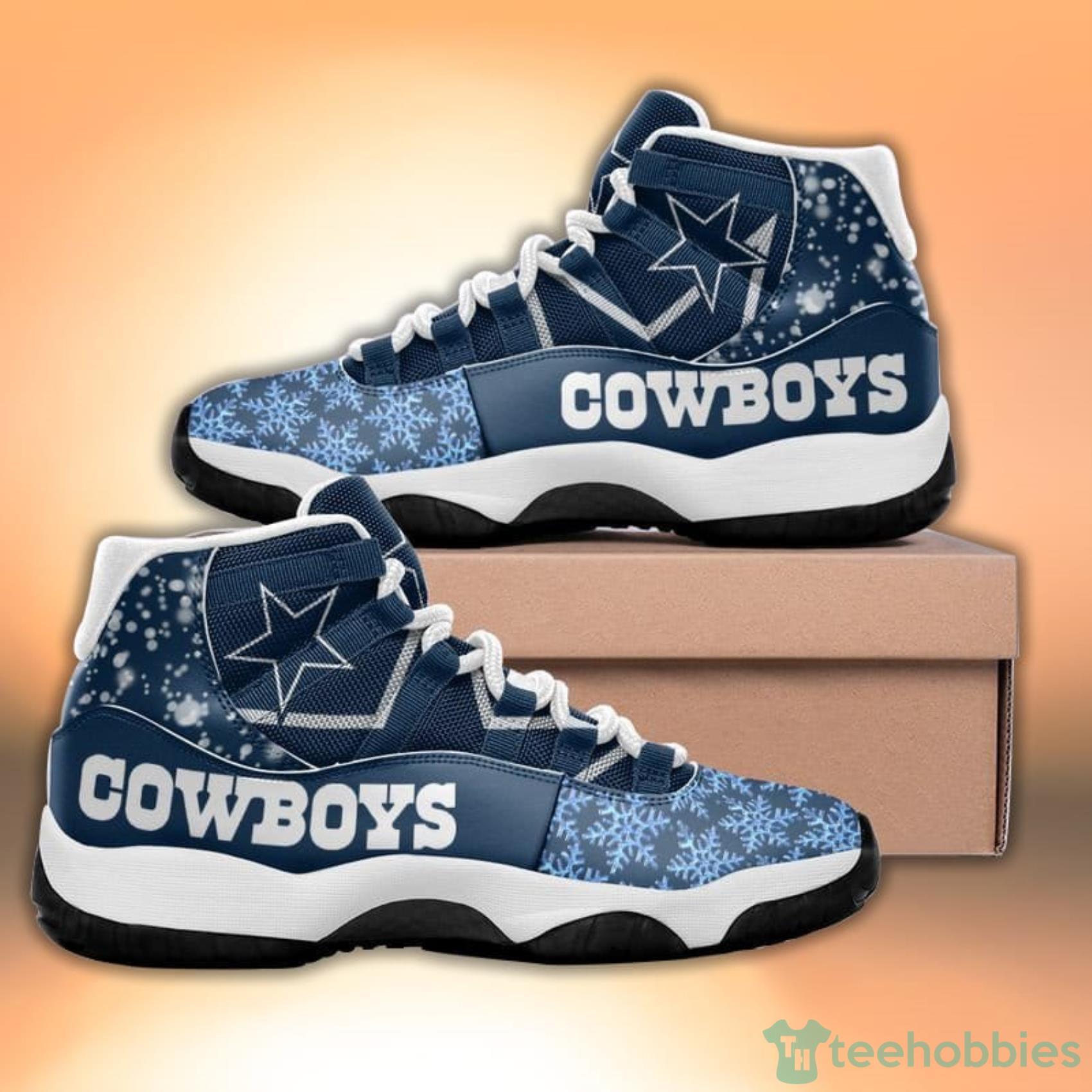 dallas cowboys color jordans