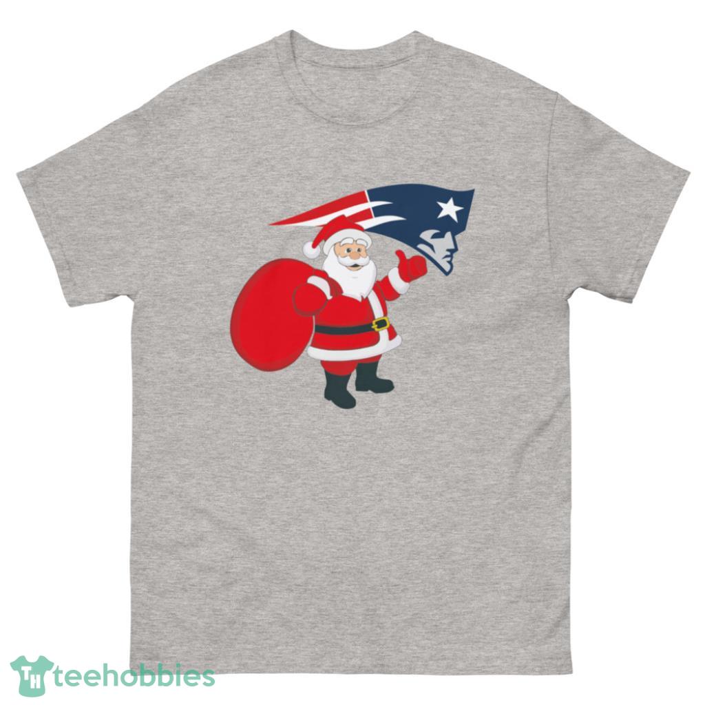 New England Patriots NFL Santa Claus Christmas Shirt - 500 Men’s Classic Tee Gildan