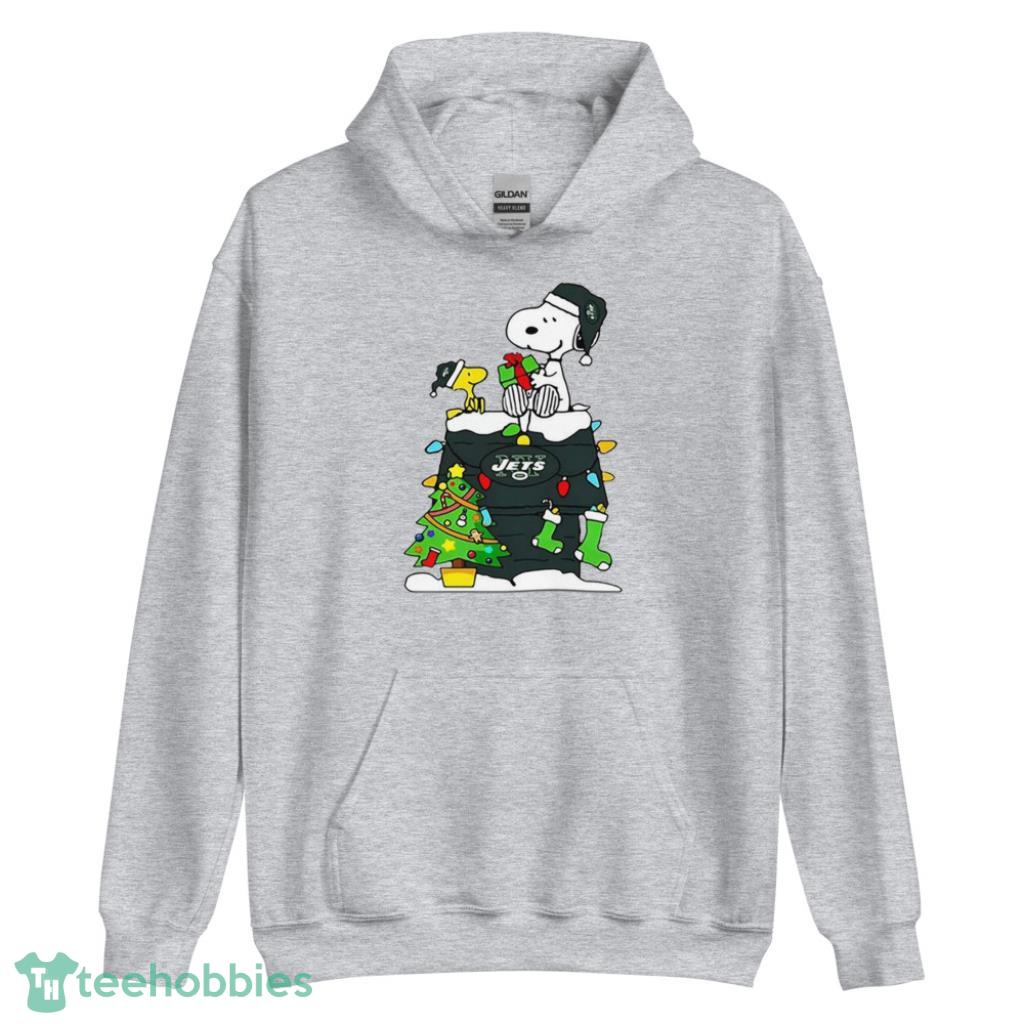 NFL New York Jets Snoopy and Woodstock Merry Christmas Shirt - Unisex Heavy Blend Hooded Sweatshirt