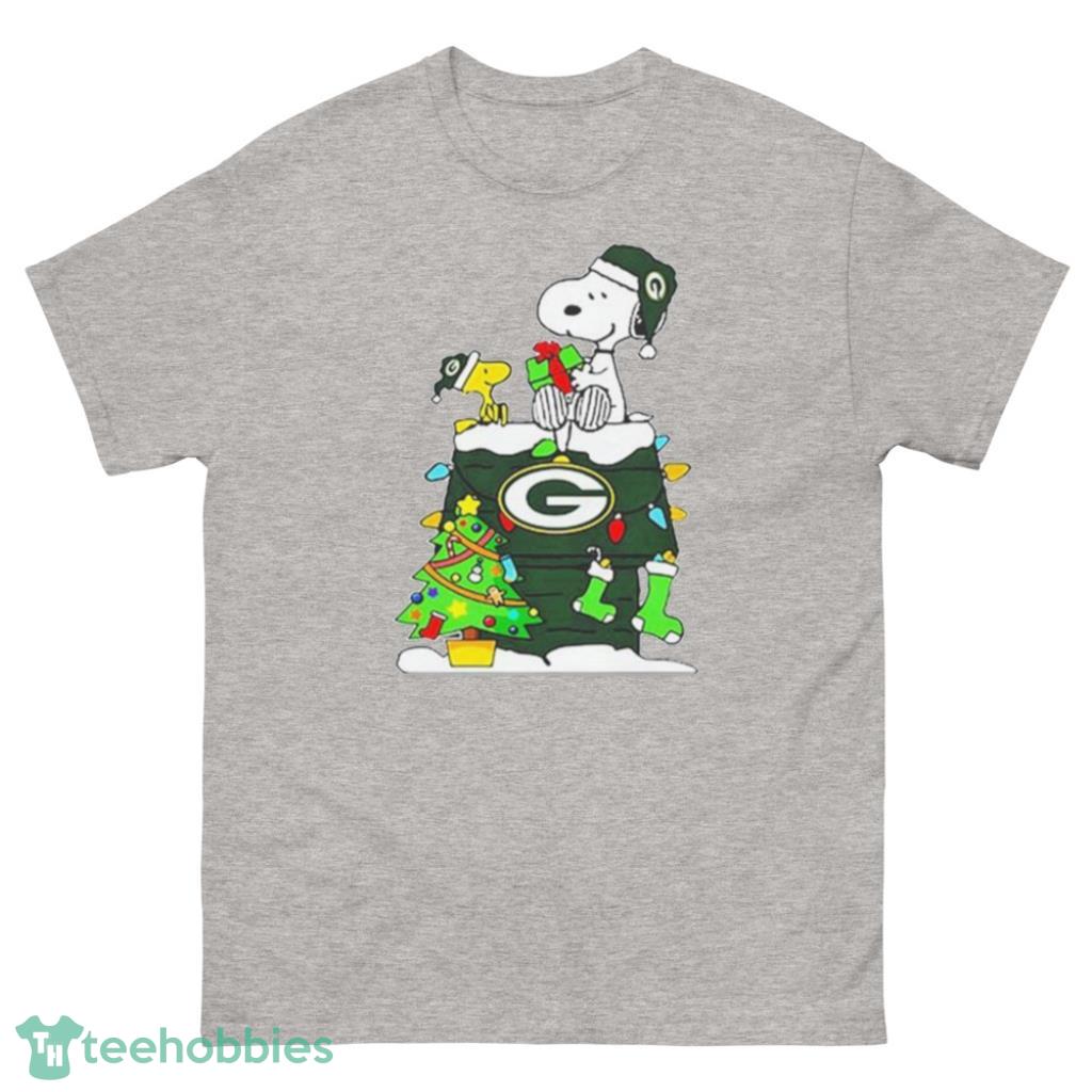 Snoopy Green Bay Paker NFL Player Christmas Shirt - 500 Men’s Classic Tee Gildan