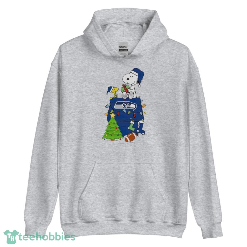 Snoopy Seattle Seahawks NFL Player Christmas Shirt - Unisex Heavy Blend Hooded Sweatshirt