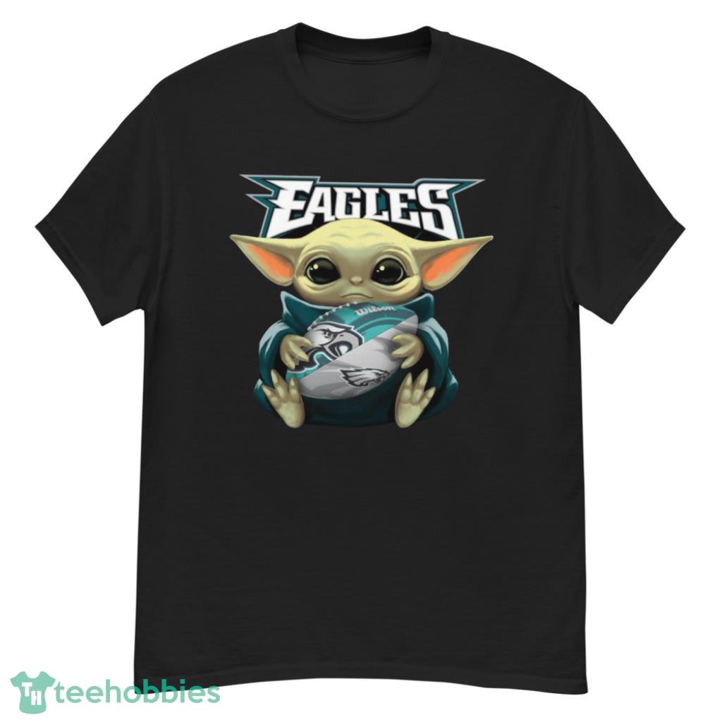 Star Wars baby Yoda hug Philadelphia Eagles Christmas Shirt