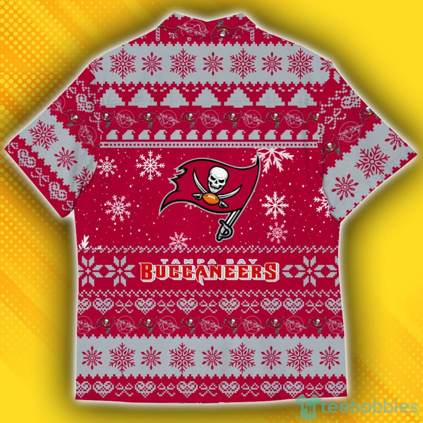 Tampa Bay Buccaneers Christmas Reindeer Pattern Ugly Sweater For Men Women  - Banantees