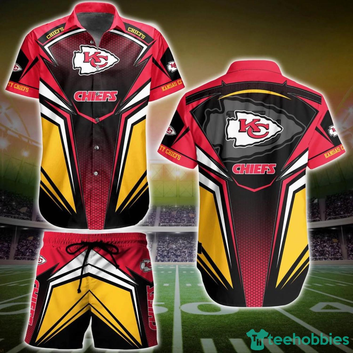 Kansas City Chiefs NFL Football Hawaiian Shirt And Short Product Photo 1