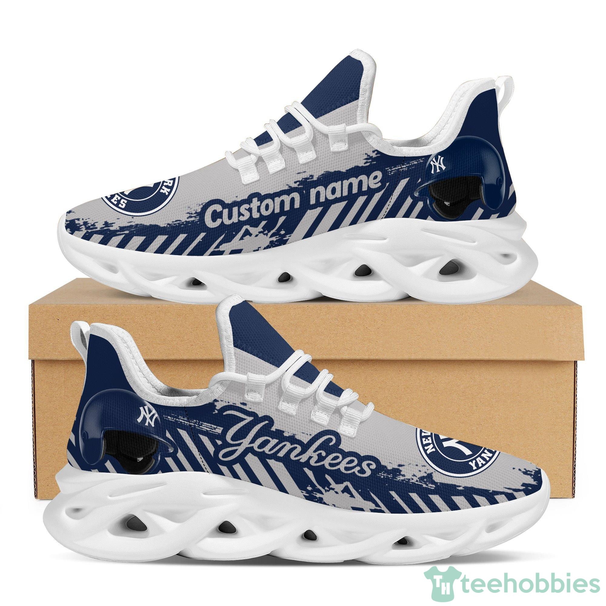 New York Yankees Baseball Team Helmet Custom Name Max Soul Sneakers Shoes Product Photo 2 New York Yankees Baseball Team Helmet Custom Name Max Soul Sneakers Shoes Product Photo 2