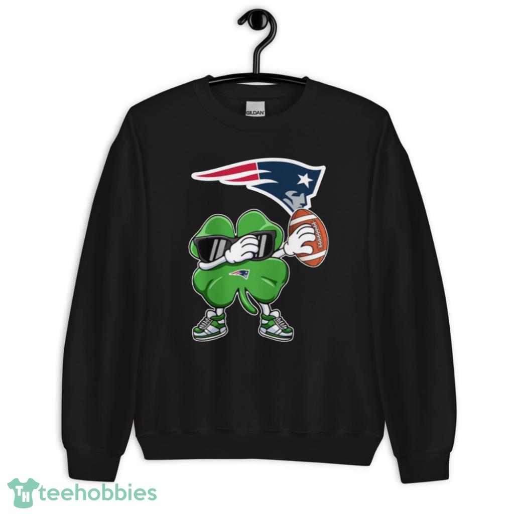 NFL New England Patriots Football Dabbing Four Leaf Clover St. Patrick’s Day For Fans T Shirt Product Photo 6 NFL New England Patriots Football Dabbing Four Leaf Clover St. Patrick’s Day For Fans T Shirt Product Photo 6