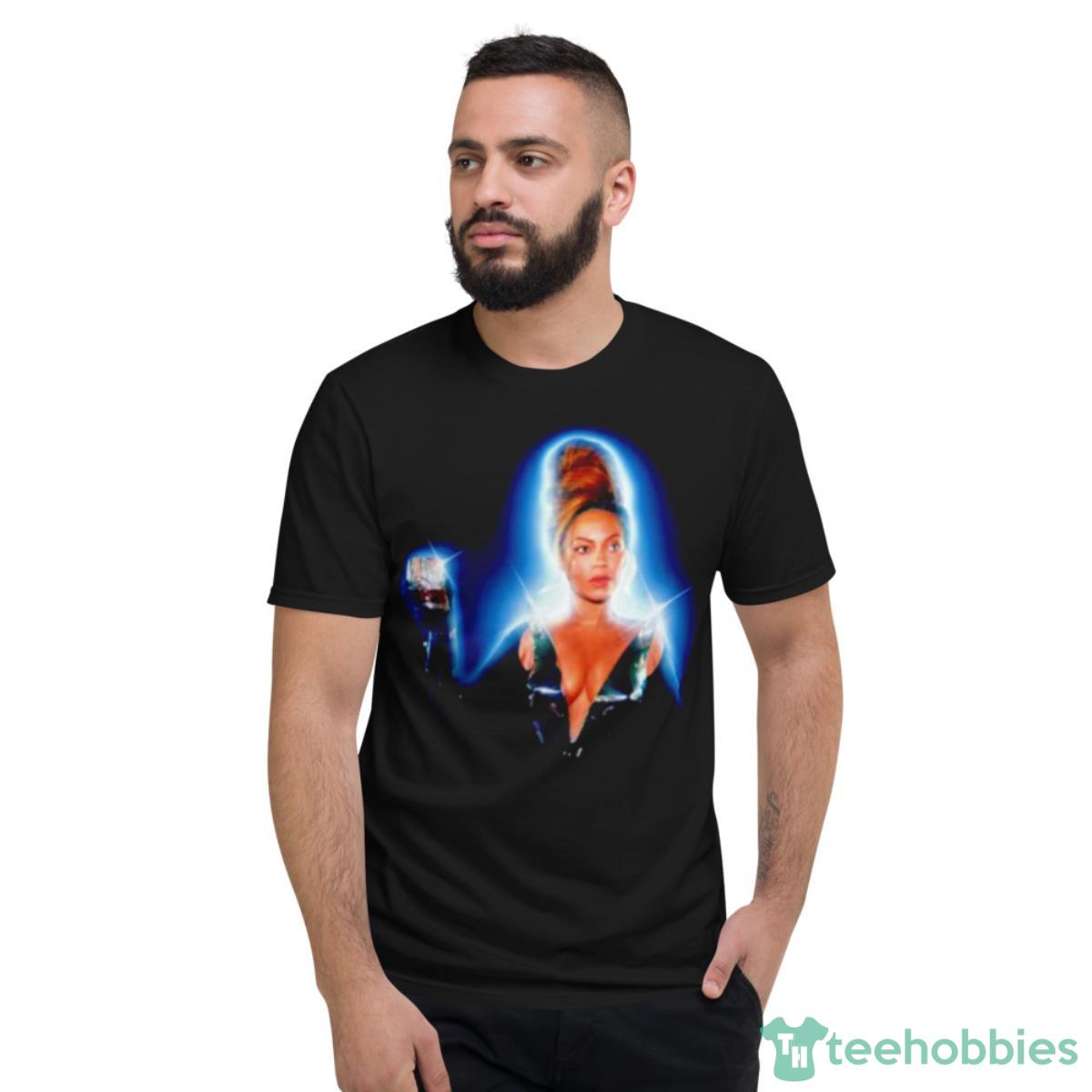Boricua Hive Beyonce That Girl Track Shirt - Short Sleeve T-Shirt