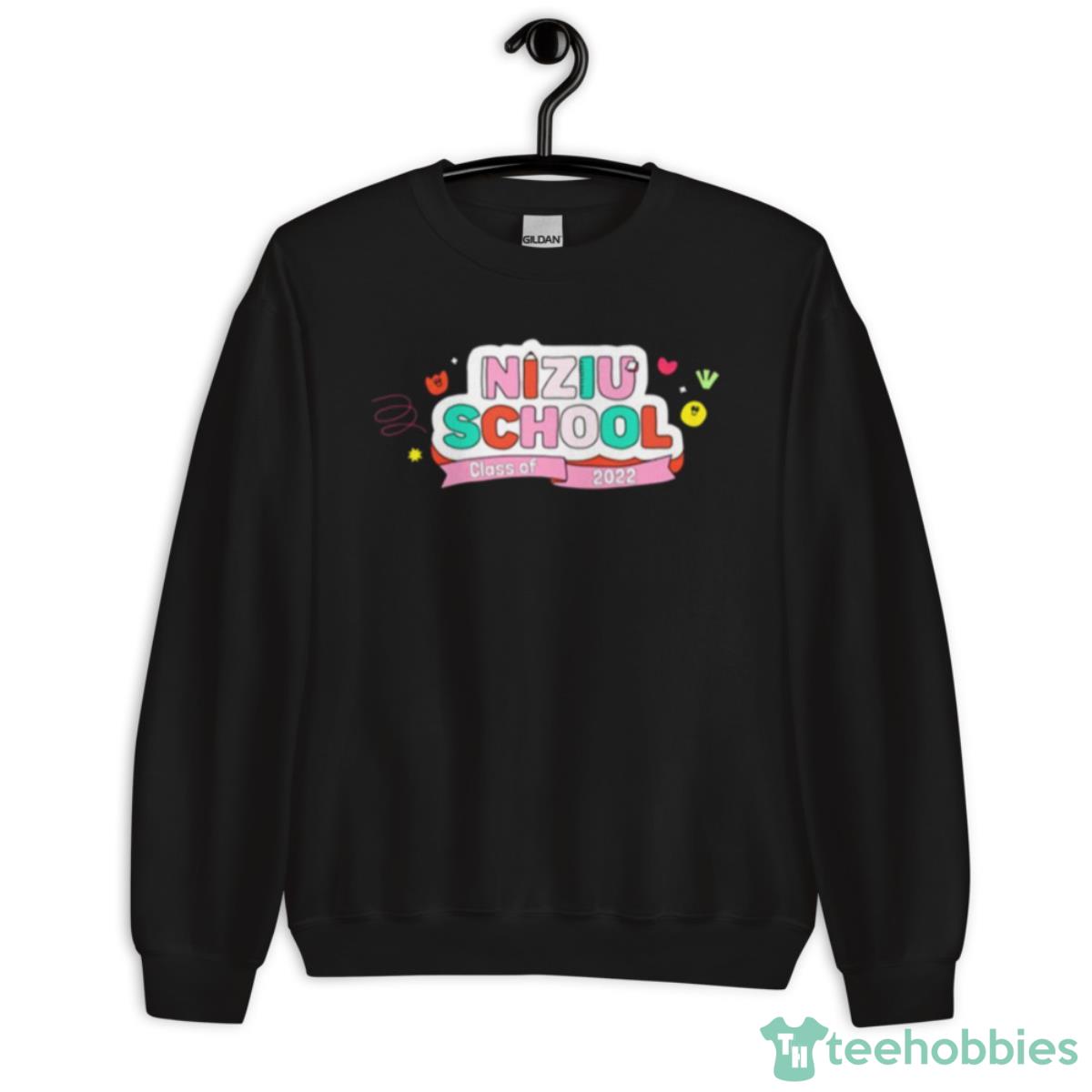 Class Of 2022 Cute Logo Niziu School Shirt - Unisex Crewneck Sweatshirt