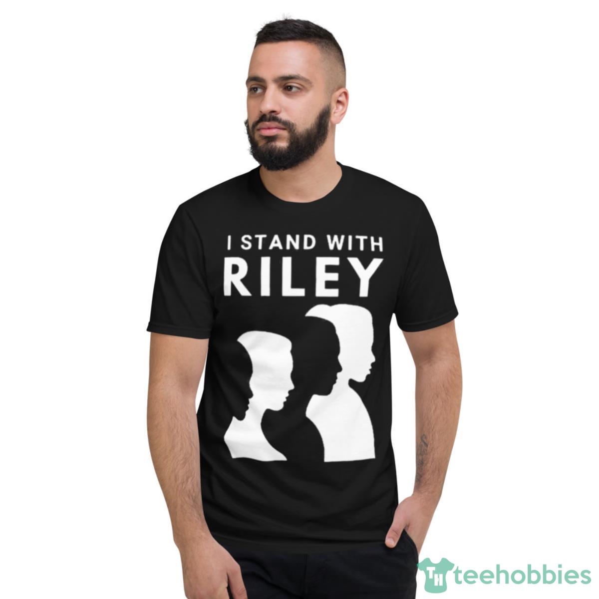 I Stand With Riley Gaines Protect Womens Sports Shirt - Short Sleeve T-Shirt