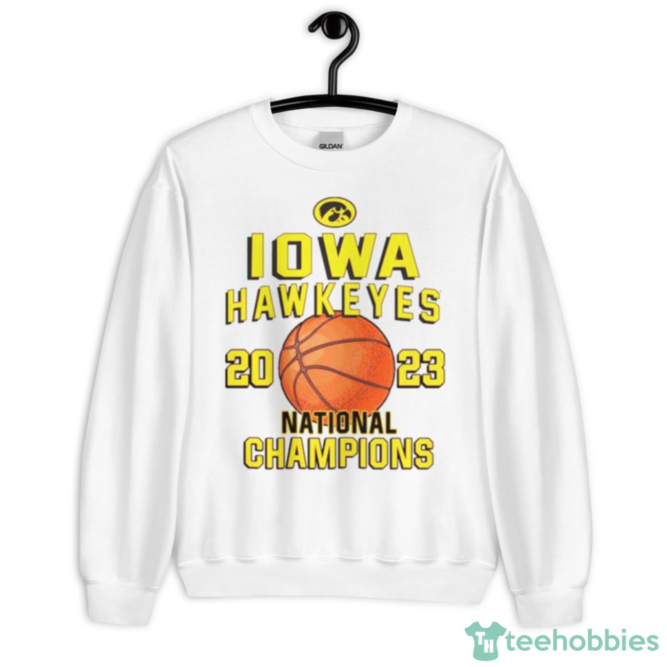 Iowa Hawkeyes 2023 Basketball National Champions Retro Shirt - Unisex Heavy Blend Crewneck Sweatshirt