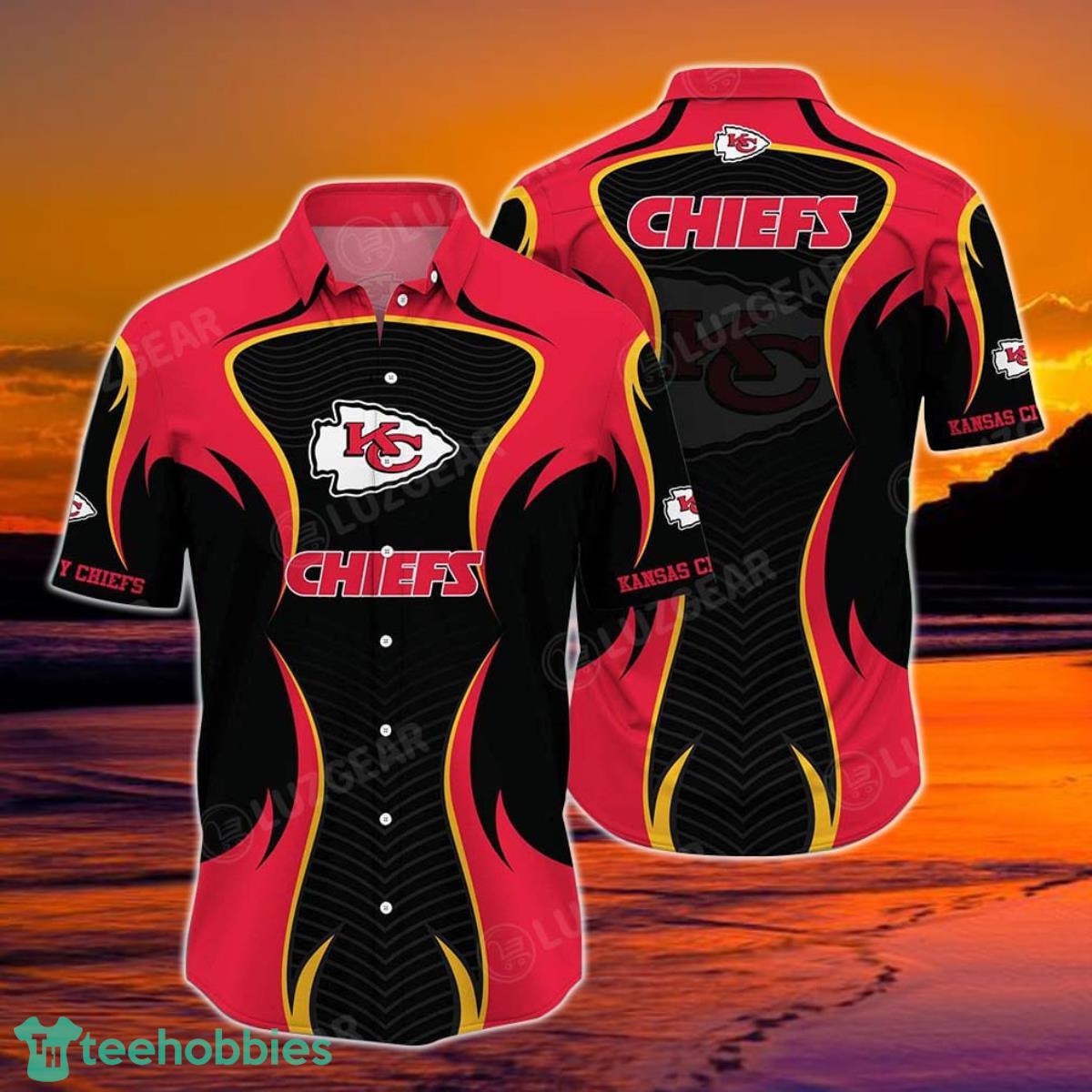 Kansas City Chiefs NFL Hawaii Beach Shirt Summer Short Sleeve Button Down Hawaiian Shirt Product Photo 1