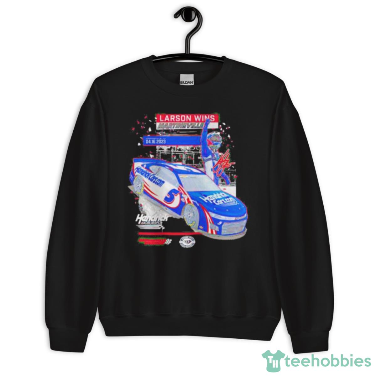 Kyle Larson 2023 Martinsville Speedway Race Winner Signature Shirt - Unisex Crewneck Sweatshirt