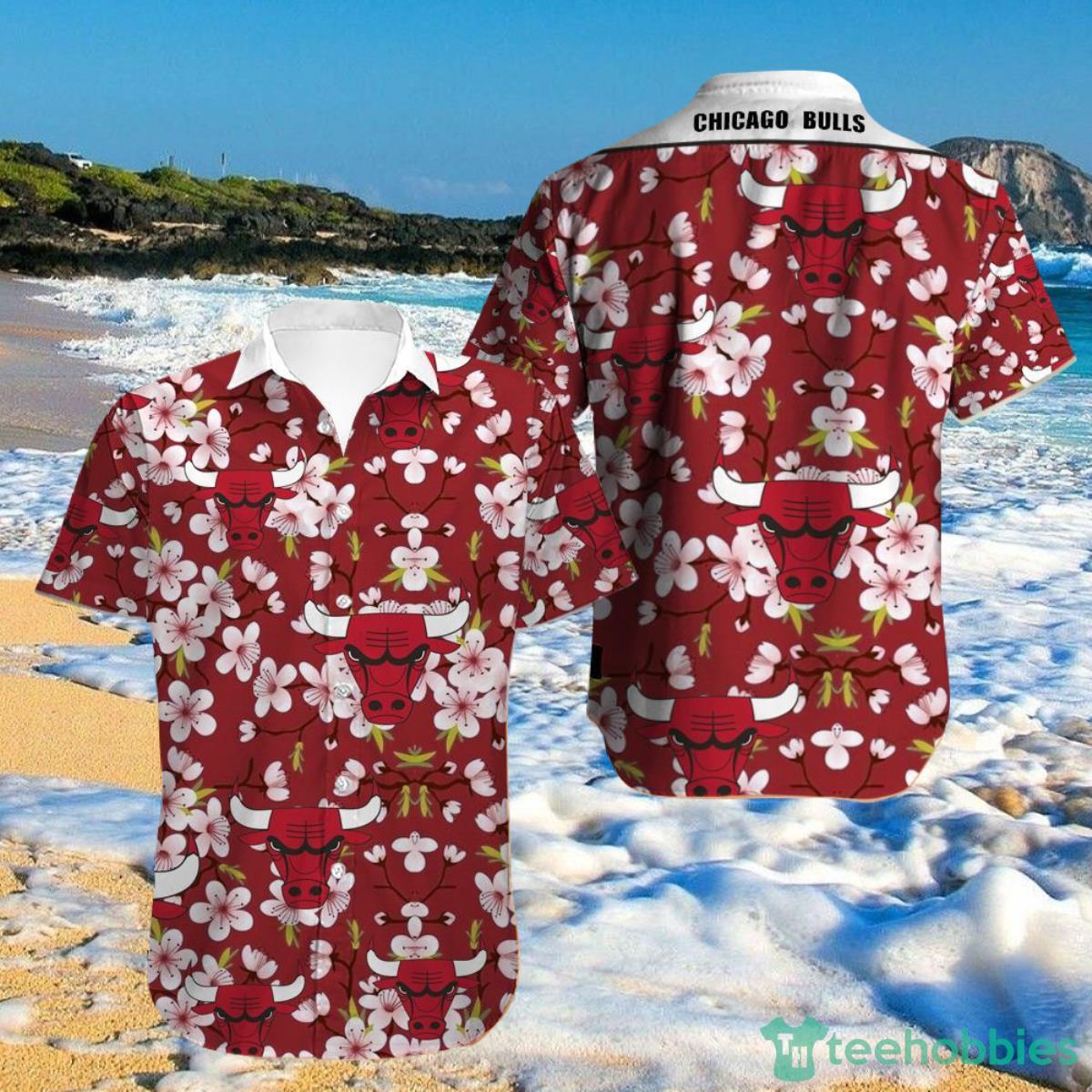 NBA Chicago Bulls Hawaiian Shirt For Men And Women Product Photo 1