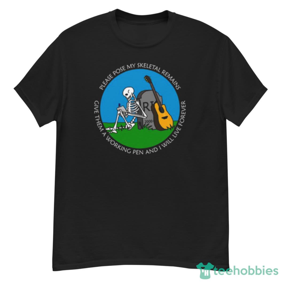 Please Pose My Skeleton Remains Shirt - G500 Men’s Classic T-Shirt