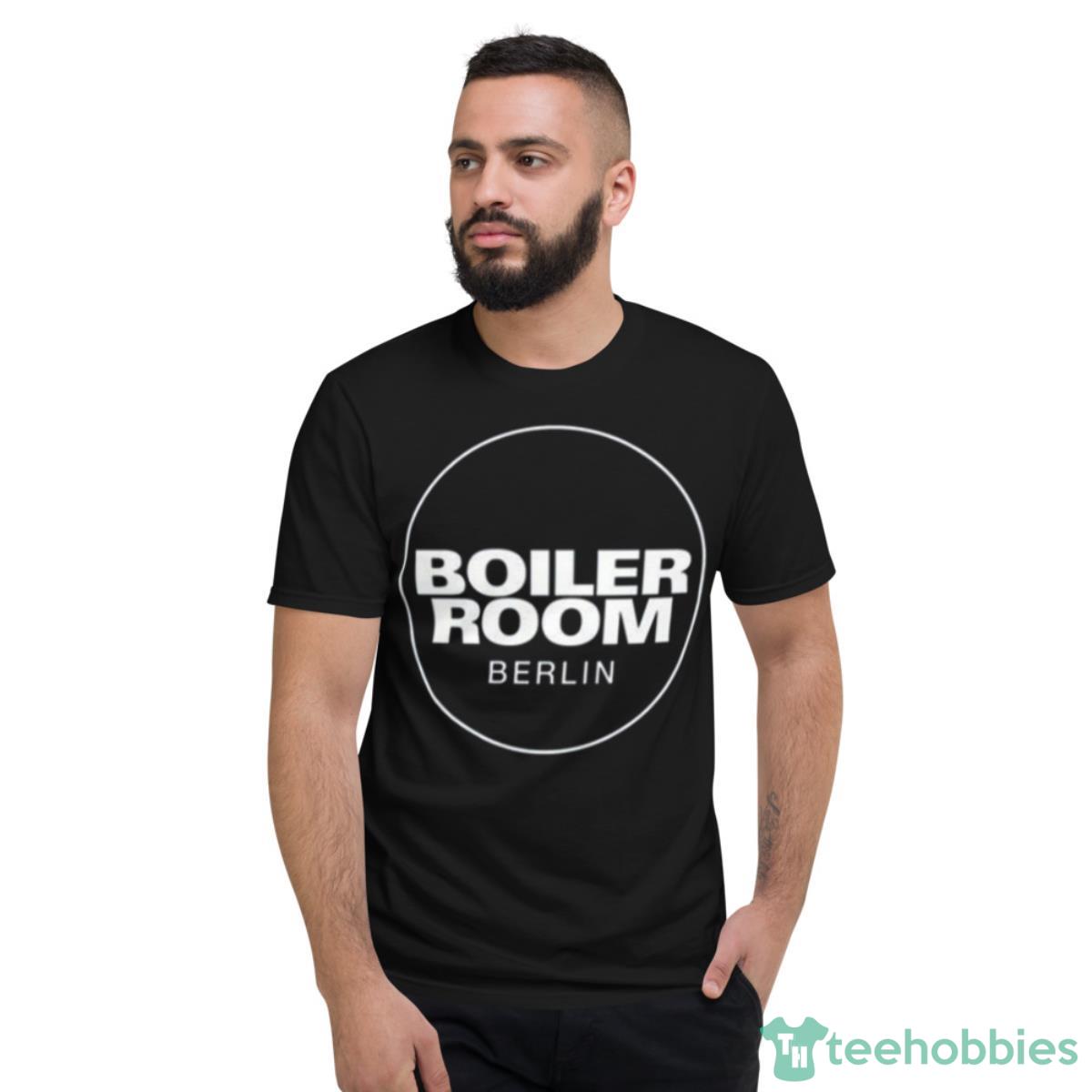 Streaming Berlin New Amsterdam Shirt - Short Sleeve T-Shirt