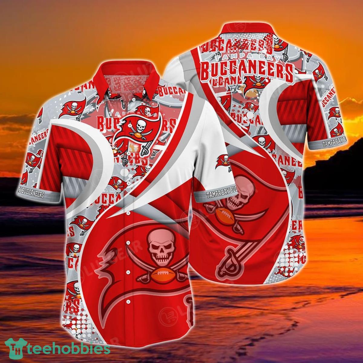 Tampa Bay Buccaneers NFL Hawaiian Shirt Short Style Hot Trending Summer For Men And Women Product Photo 1
