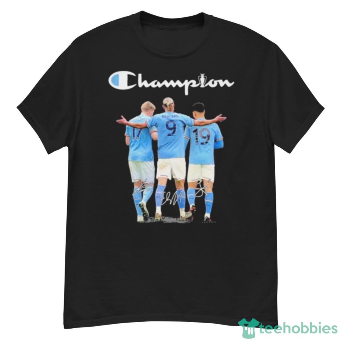 Champion Kevin Bruyne, Erling Haaland And Julian Alvarez Manchester City Fc 2023 Signatures Shirt - G500 Men’s Classic T-Shirt