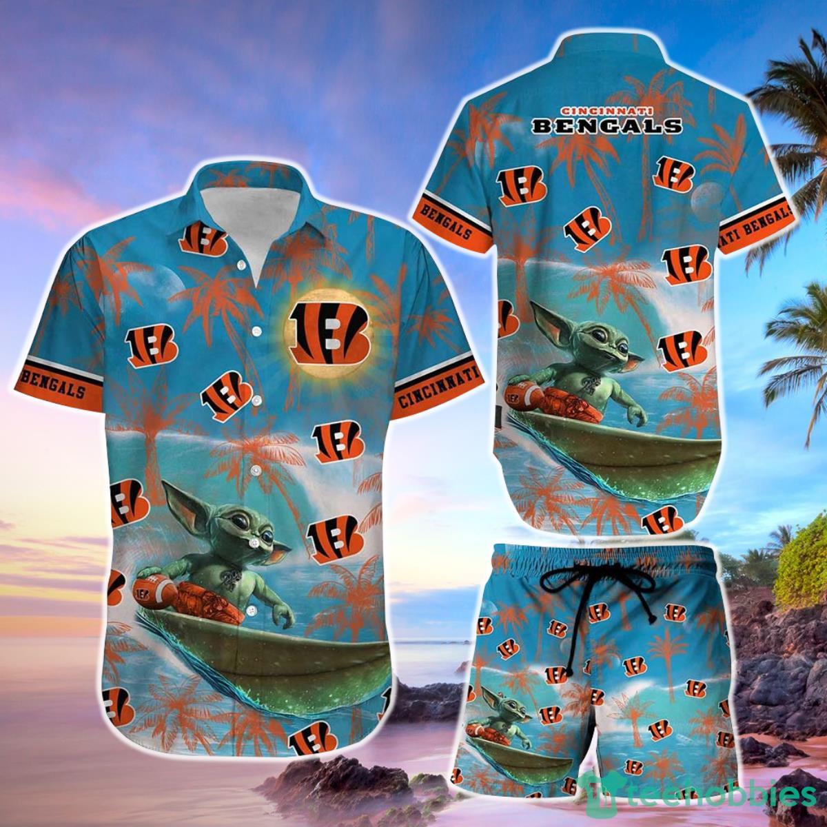 Cincinnati Bengals Footbal NFL Baby Yoda Hawaiian Shirt And Short Style Summer Gift For Men Women Product Photo 1