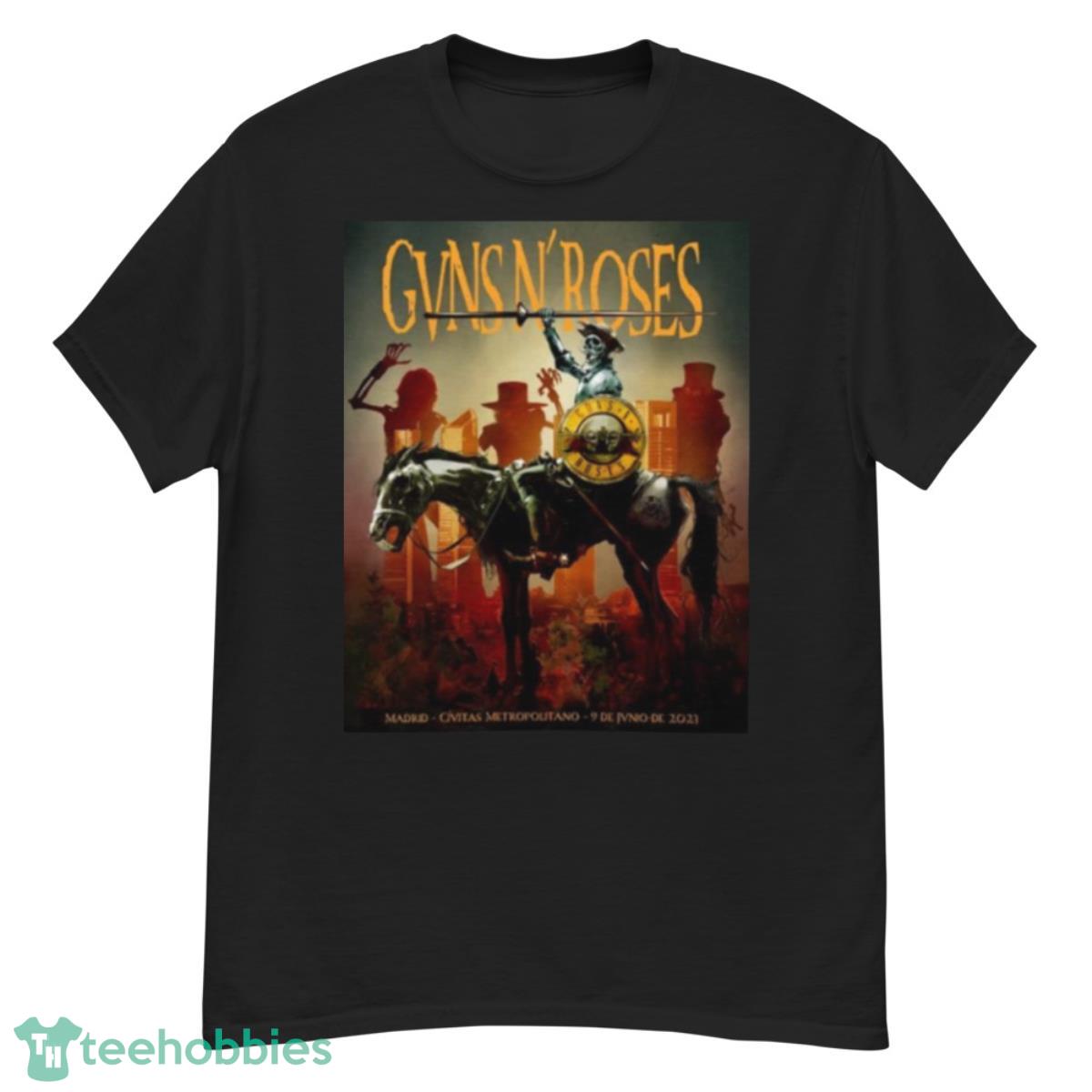 Guns N’ Roses Madrid We’re Here Civitas Metropolitano 9 De Juno De 2023 Shirt - G500 Men’s Classic T-Shirt