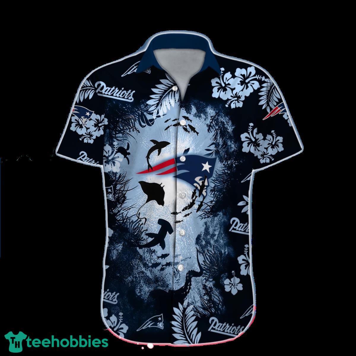 New England Patriots Hawaiian Shirt NFL Football Personalized For Men Women Product Photo 1
